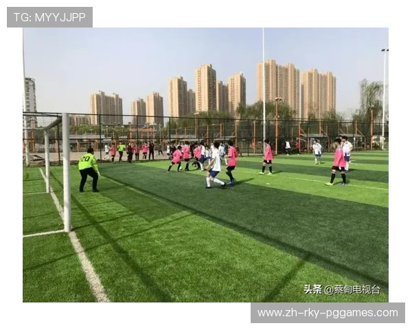 闽篮将士挑战足球赛场 职业篮球运动员首次绿茵争锋